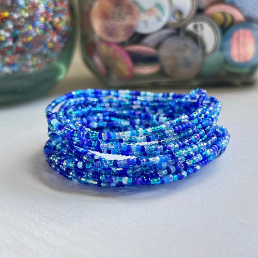Team Spirit Bracelet – Blue Seed Bead Handmade Team Gift - Stones + Paper